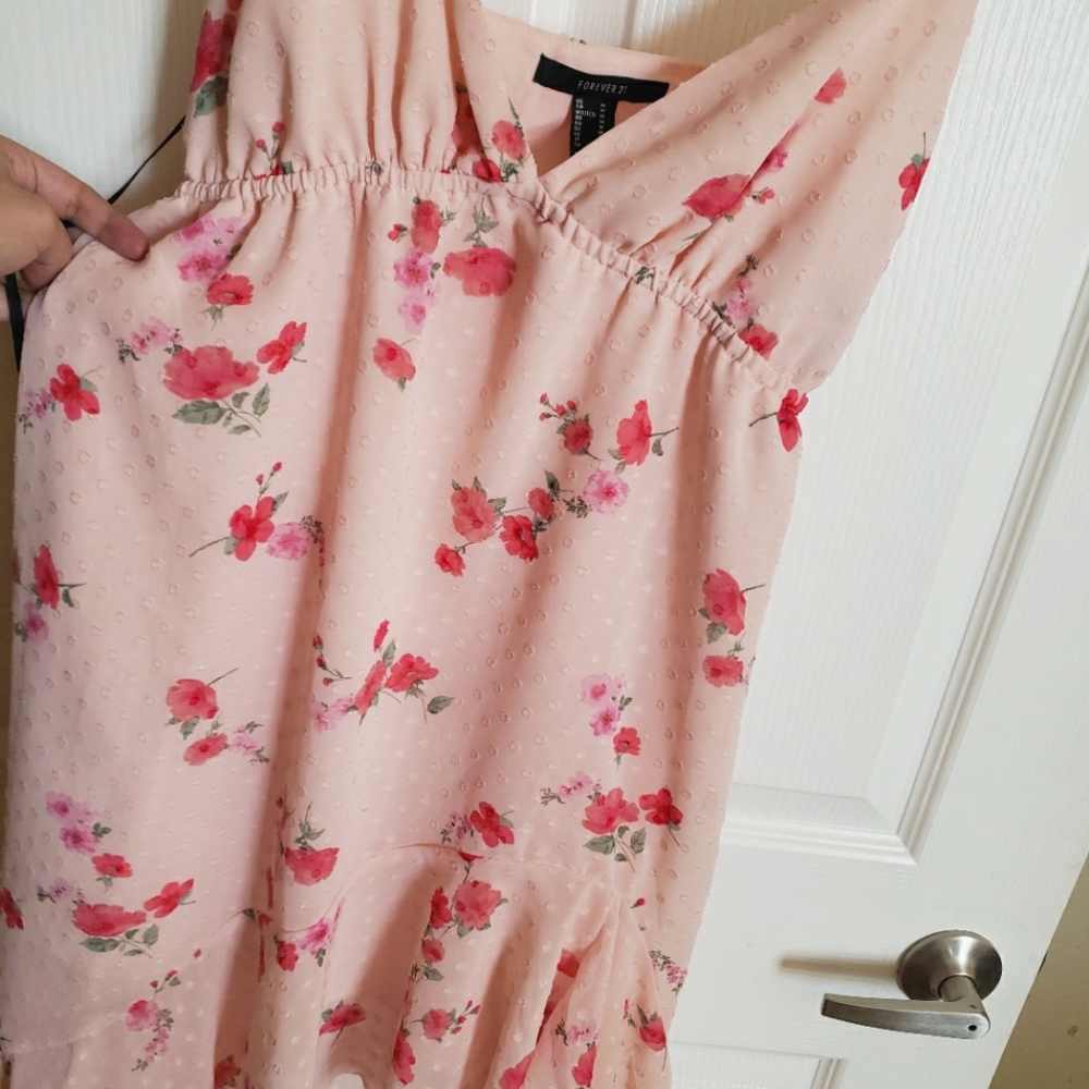 Forever 21 floral high low dress Medium